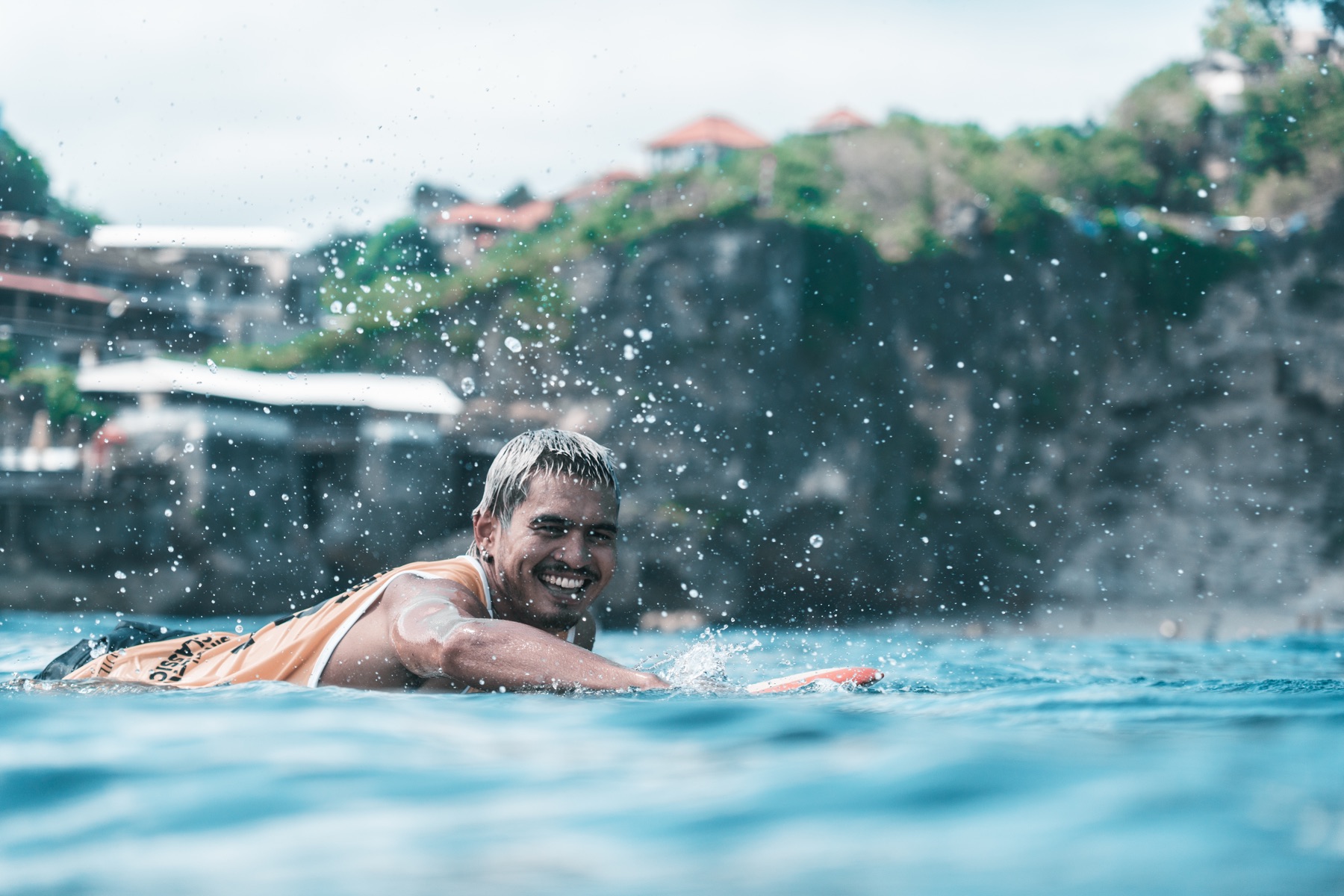 Single Fin — water