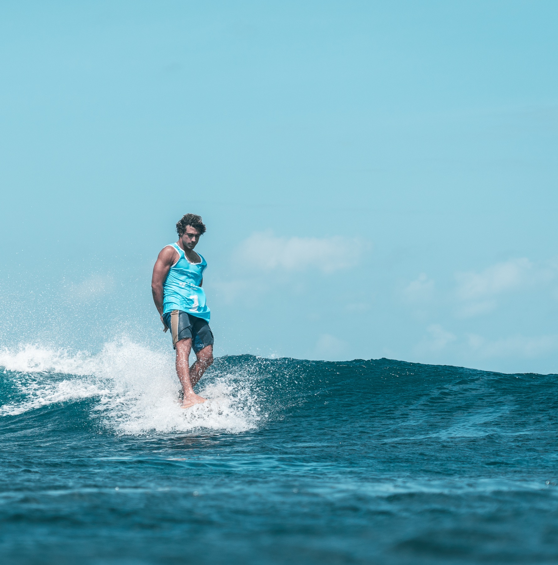 Single Fin — water